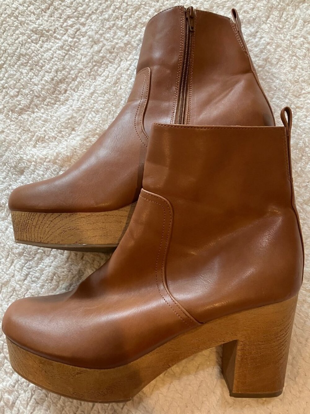 Universal Thread Brown Platform Ankle Boots Size 11 70s Boho Retro Block Heel